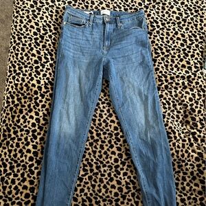 Universal thread high rise slim straight jeans